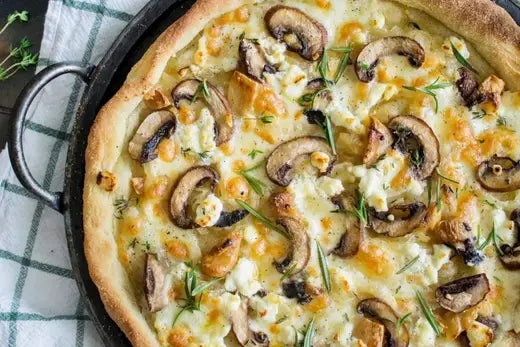 Thực Hiện Món Pizza Nấm Ngon Bất Bại Với Công Thức Siêu Đơn 