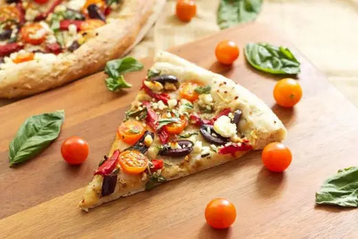 Tạo Hương Vị Nhà Hàng Ý Yêu Thích Của Bạn Với Cách Làm Pizza