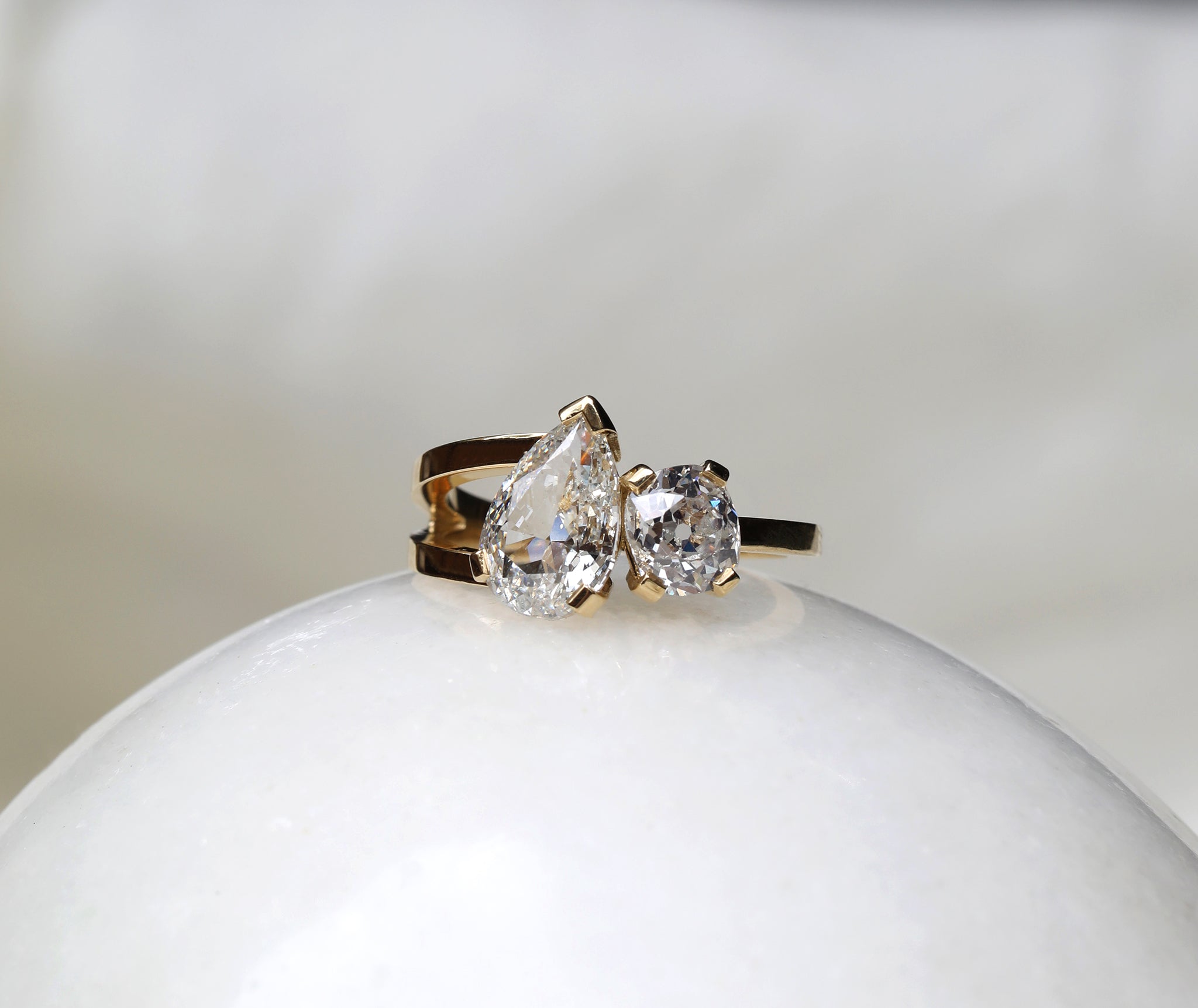 Bespoke Toi et Moi diamond engagement ring by East London jeweller Rachel Boston