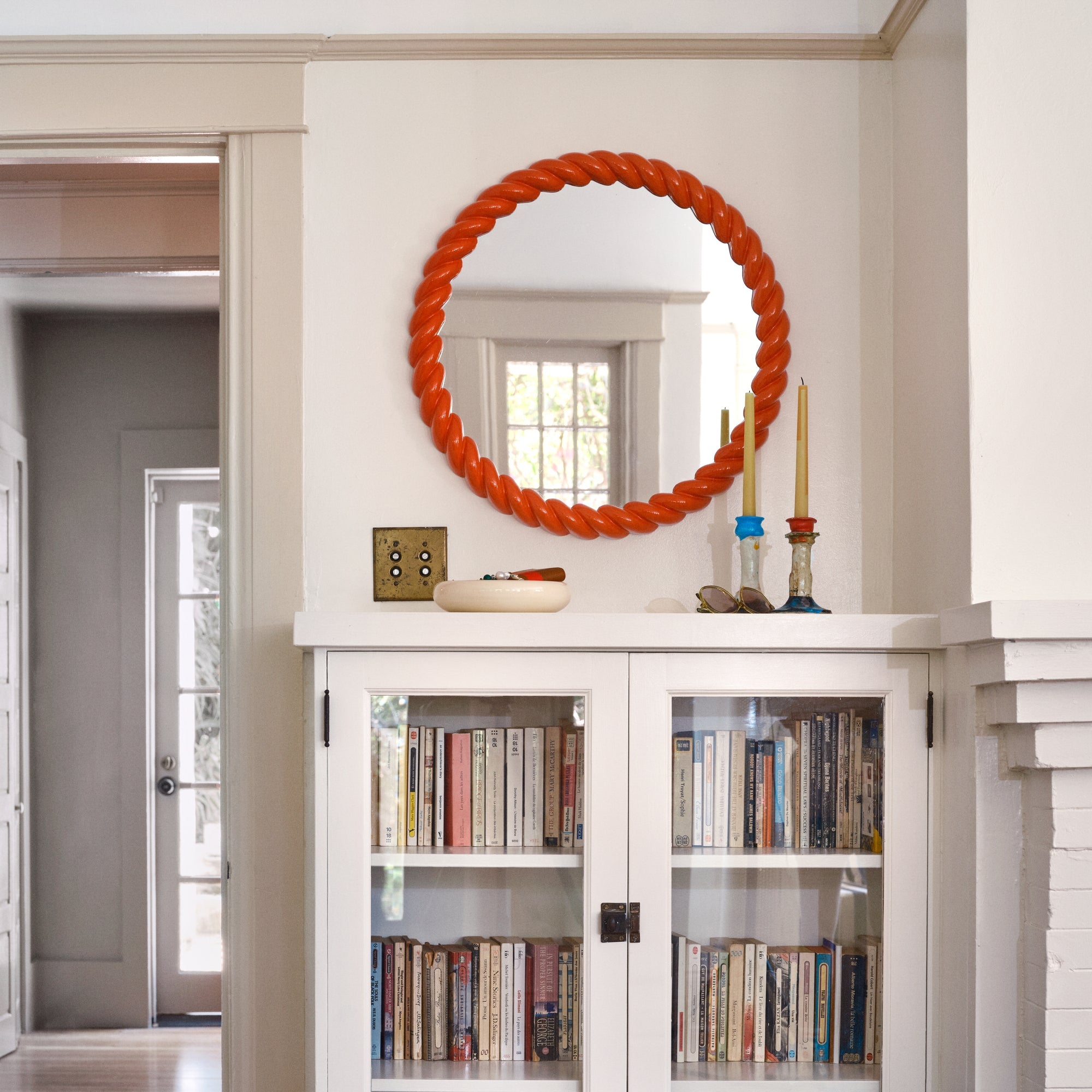 Schoolhouse x Clare V.® Fernand Circle Mirror::persimmon-gloss::hover