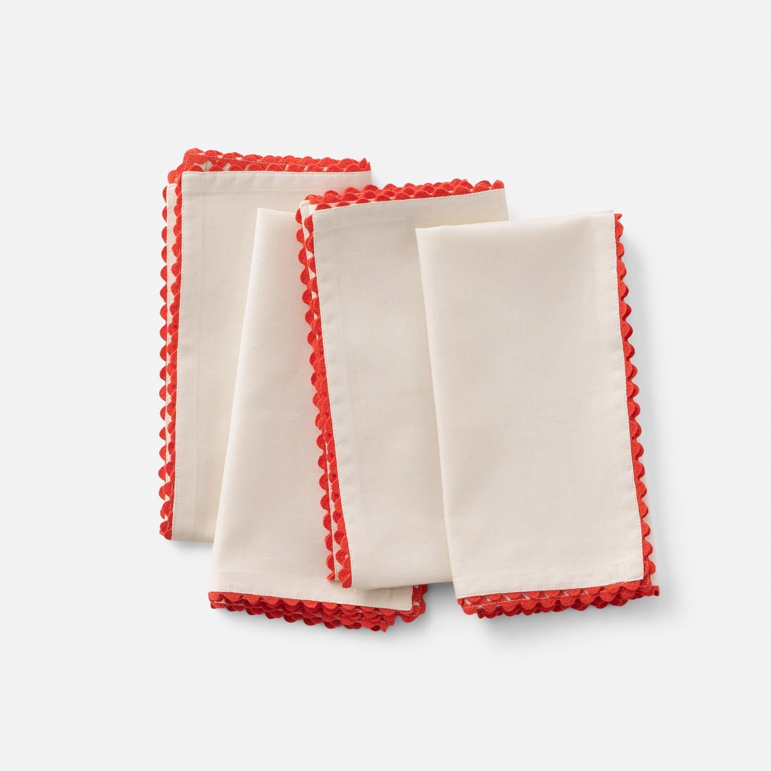 Scallop Trim Napkin Set of 4::White::Main