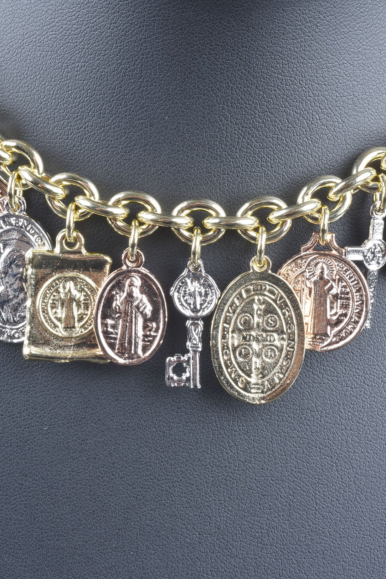 Italian Religious Medallion Charm Necklace – Lisa Robertson