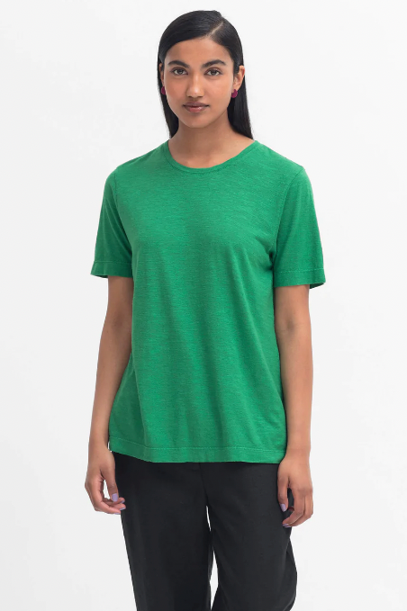 Jaana Tshirt - Cedar Green