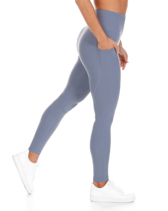 New Kathy / New Mix dark teal, summer-weight leggings are seamless