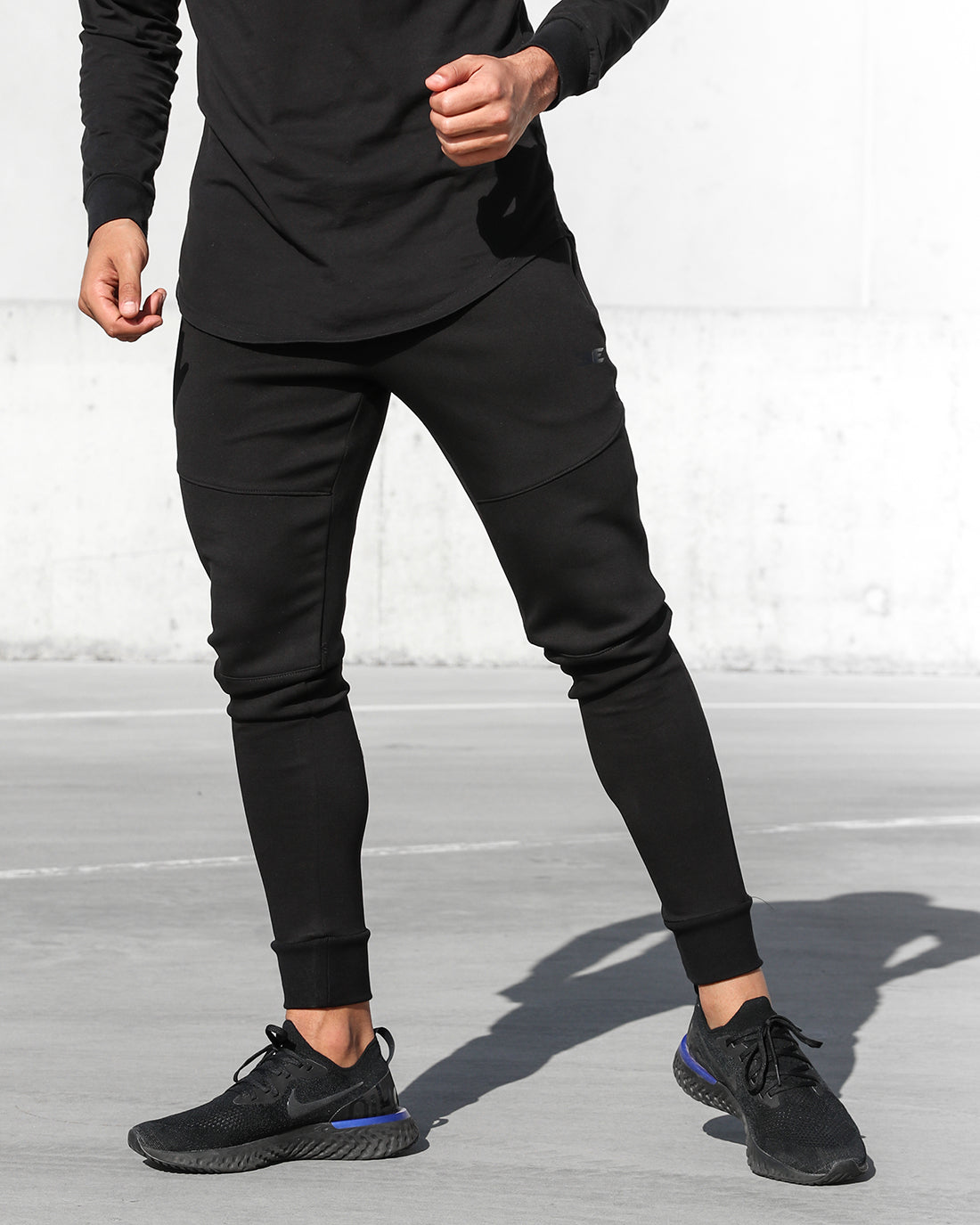 V2 Tech Joggers - Black - Elite Eleven