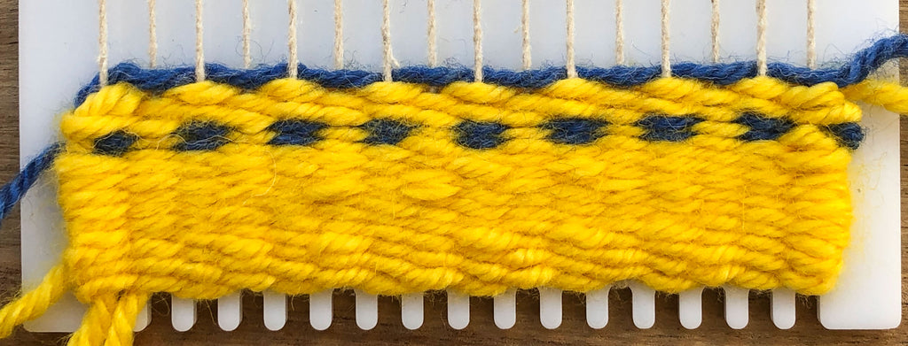 Weaving second set of dots.