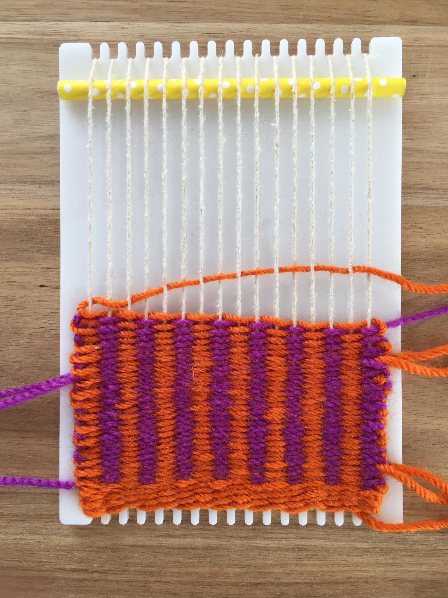 Tapestry weaving pick and pick stripes