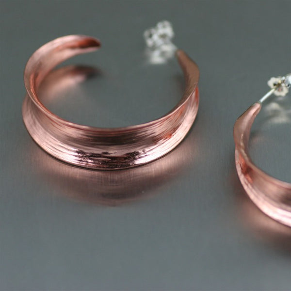 Copper Anticlastic Bark Post Hoop Earrings – Side View