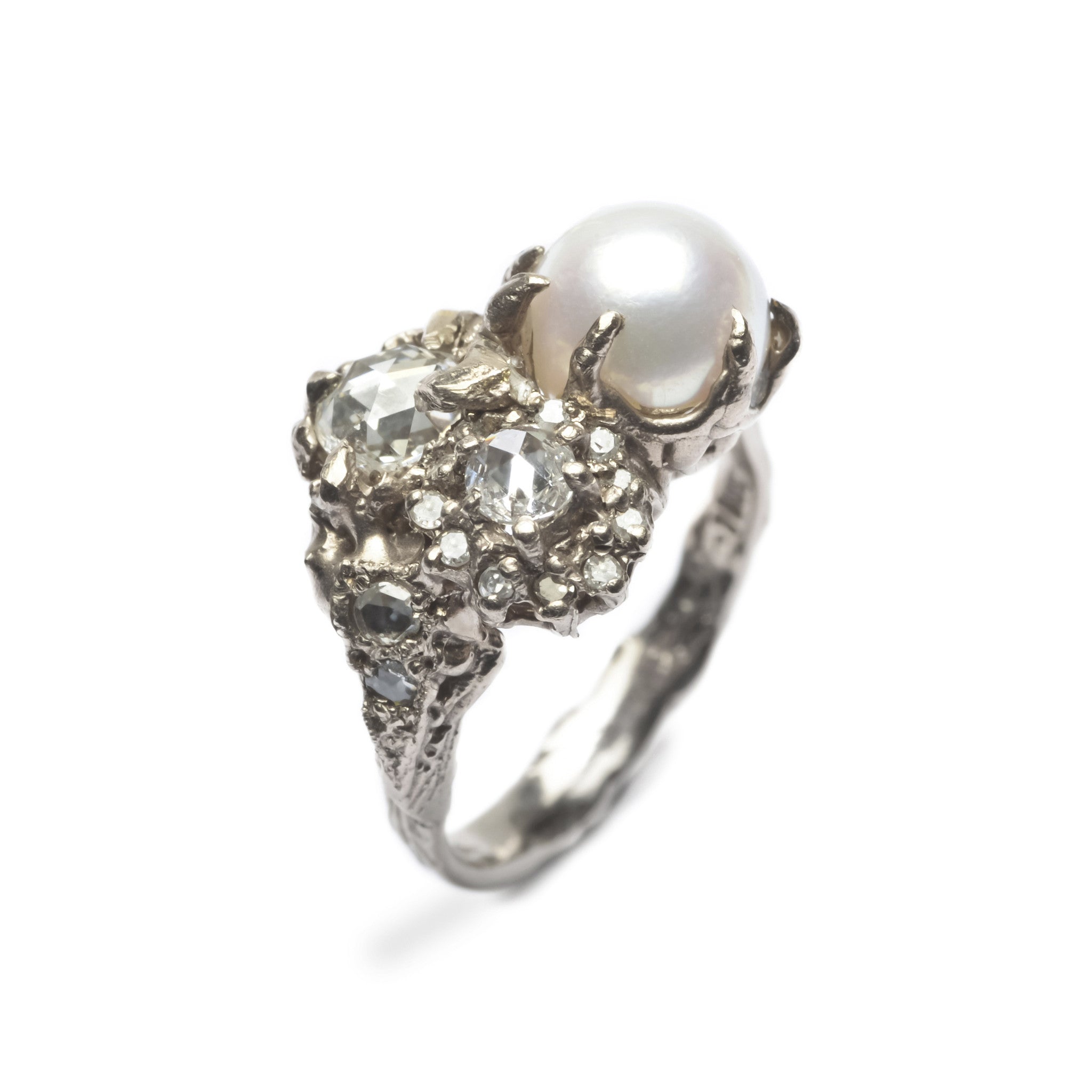 NEPTUNE RING | JULIA deVILLE