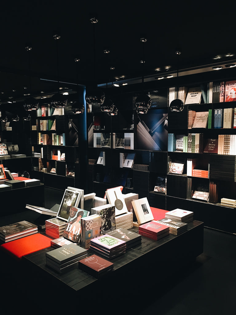 Mendo Bookstore Amsterdam 