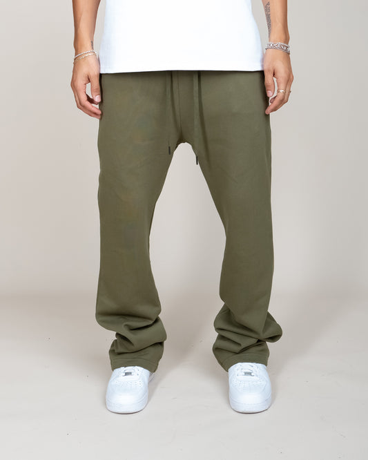 XLBOYZ PERFECT FLARE SWEATPANTS-OLIVE