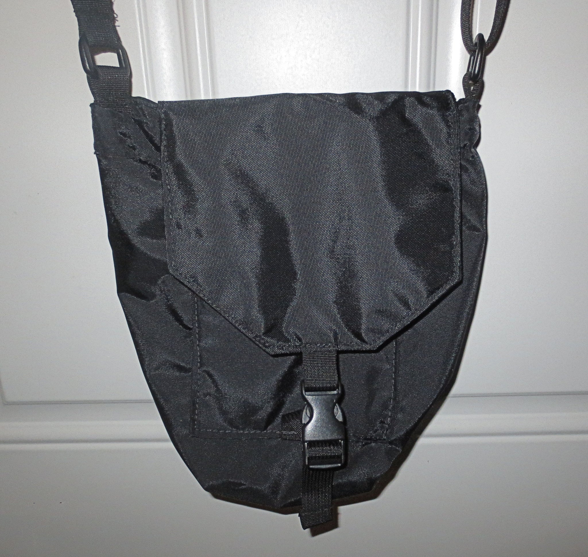 sling pocketbook