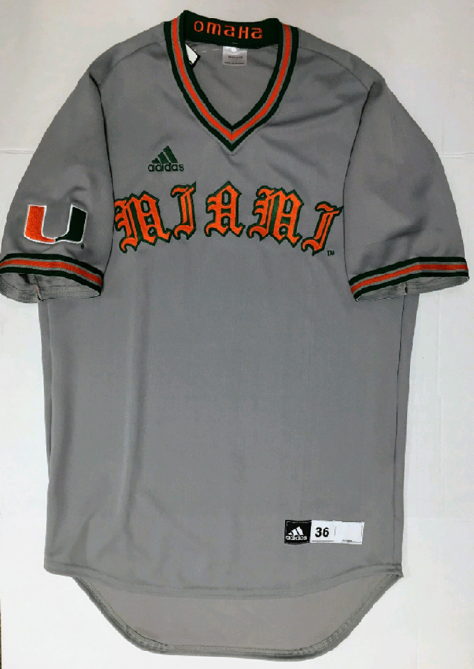 um baseball jersey