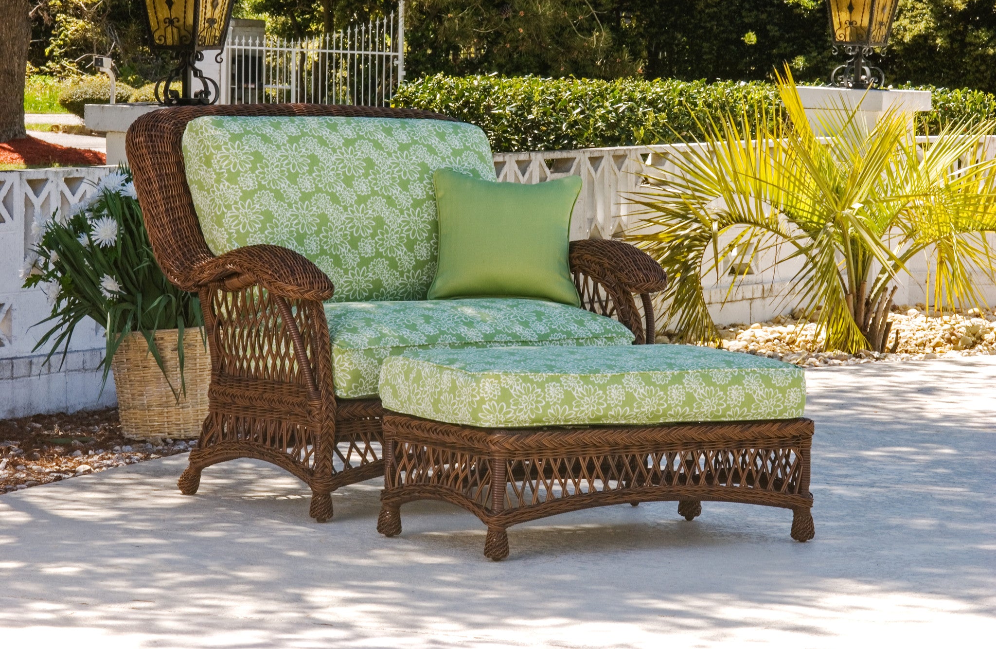 chesapeake wicker rocker