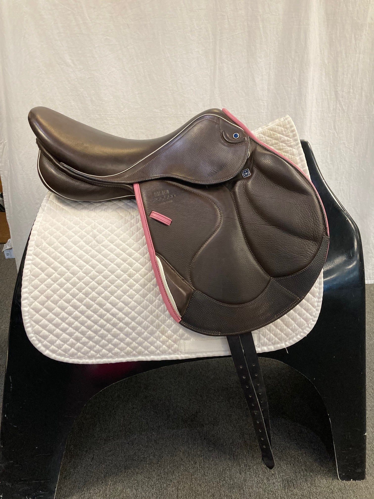 how do stubben saddles fit