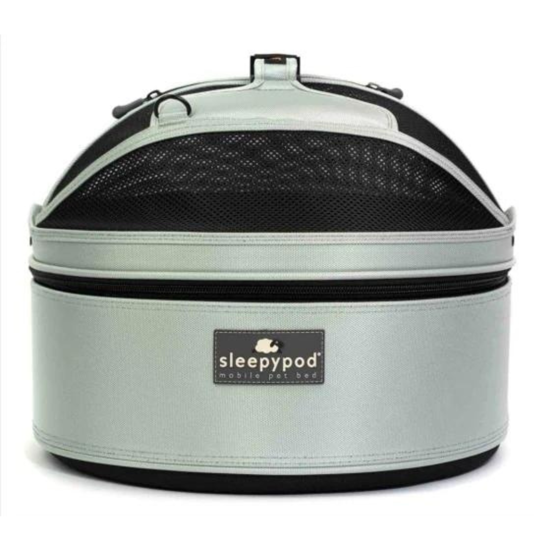 https://cdn.shopify.com/s/files/1/1163/7124/products/Coco_PudSleepypodPetCarrier-Silver.png?v=1665034767