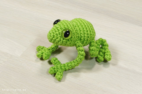 Free crocheted frog pattern