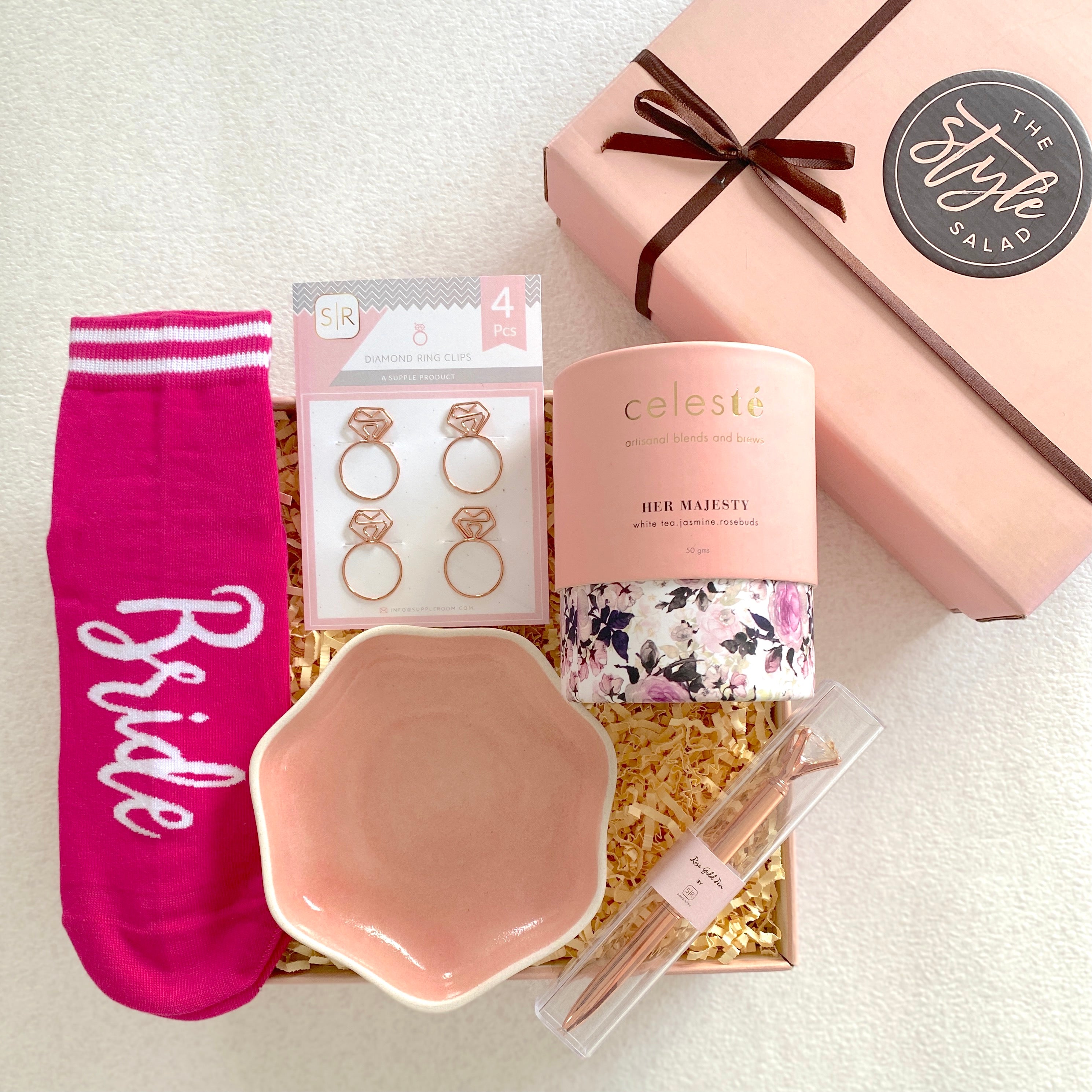 The Style Salad: Online Gifts, Customized Gift Boxes