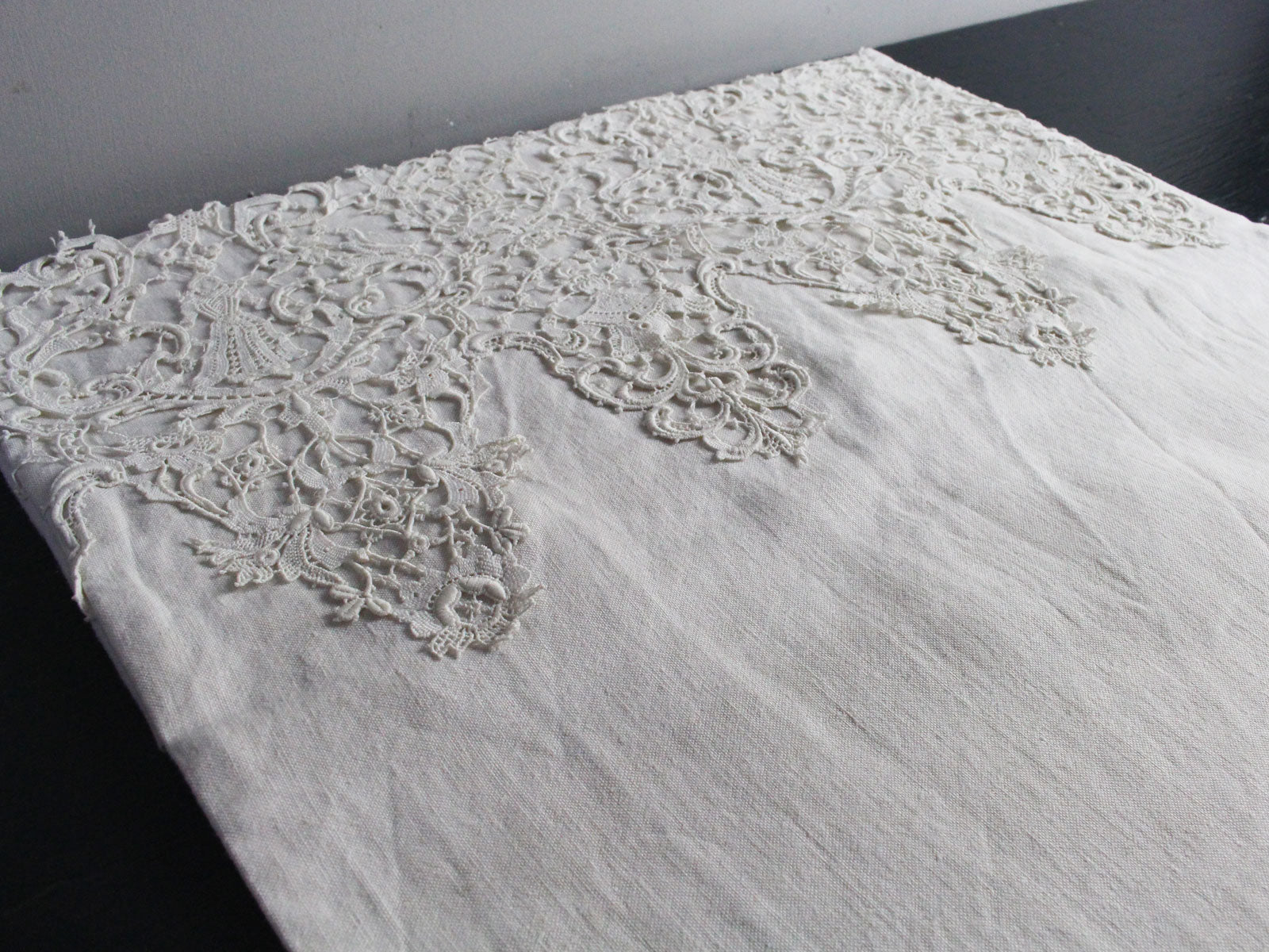 40cm Square Cushion - Antique French Ivory Guipure Lace on Linen Surro ...