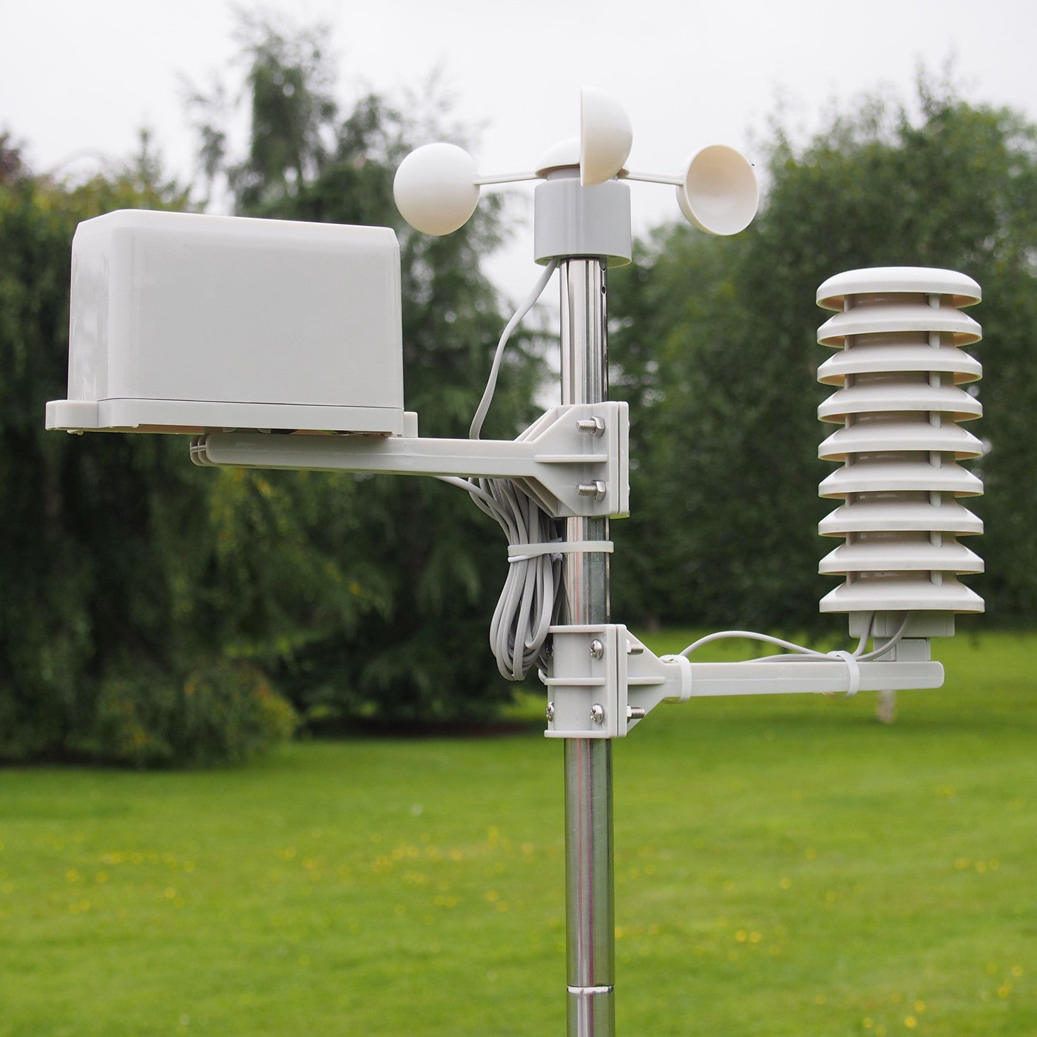 weather station compatible with weather underground