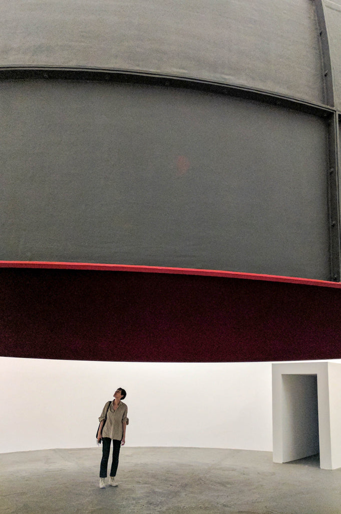 Anish Kapoor, blluemade, Belgian linen, flax, pullover, Axel Vervoordt