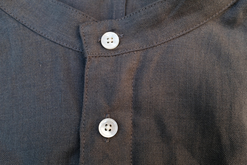 Blluemade AW18 silk-linen monk shirt in silver grey