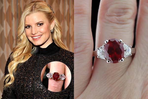 Jessica Simpson sapphire ring的圖片搜尋結果