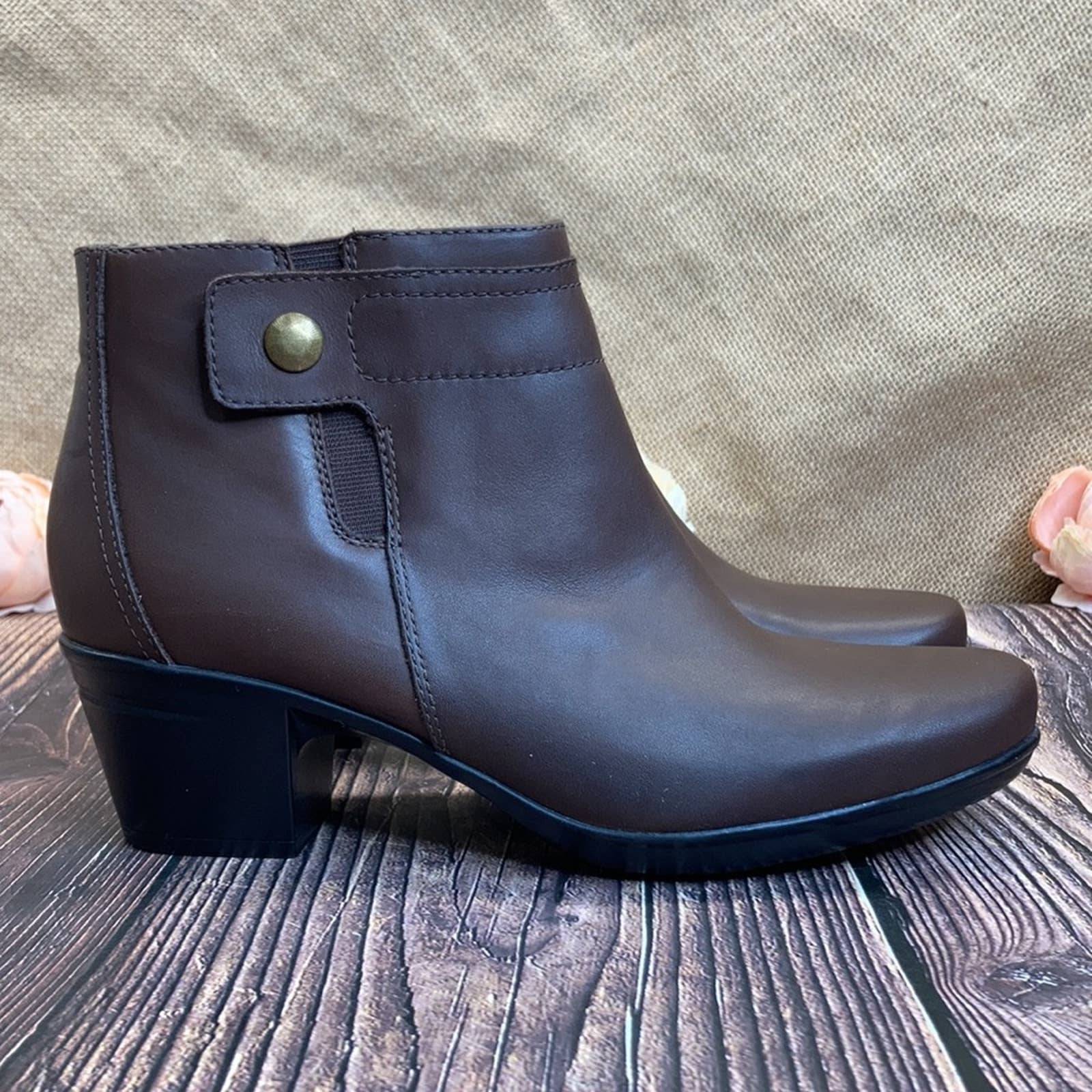 Clarks Brown Leather Emslie Jada Ankle Boot 10M – Wholesale Universe