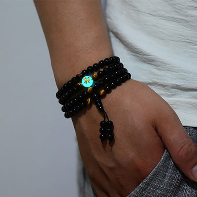 bracelets that glow in the dark