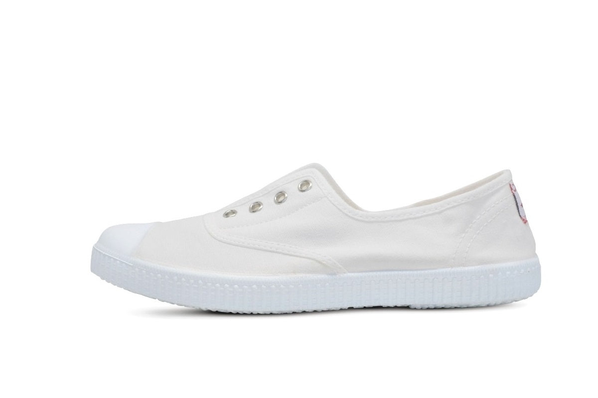 women's white plimsolls