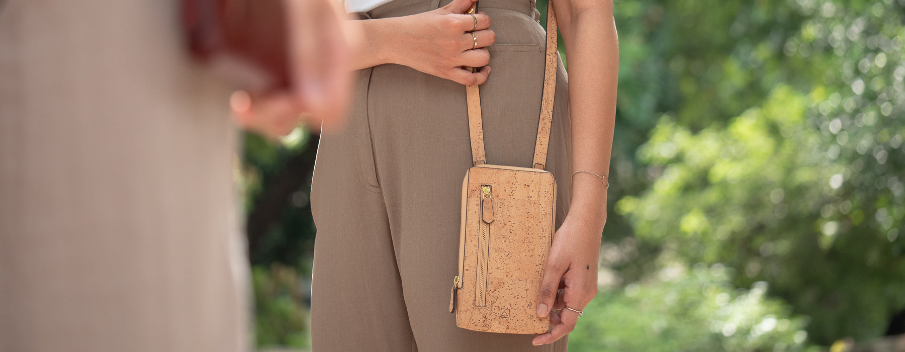 Arture Online Store - Sustainable Wallets Handbags
