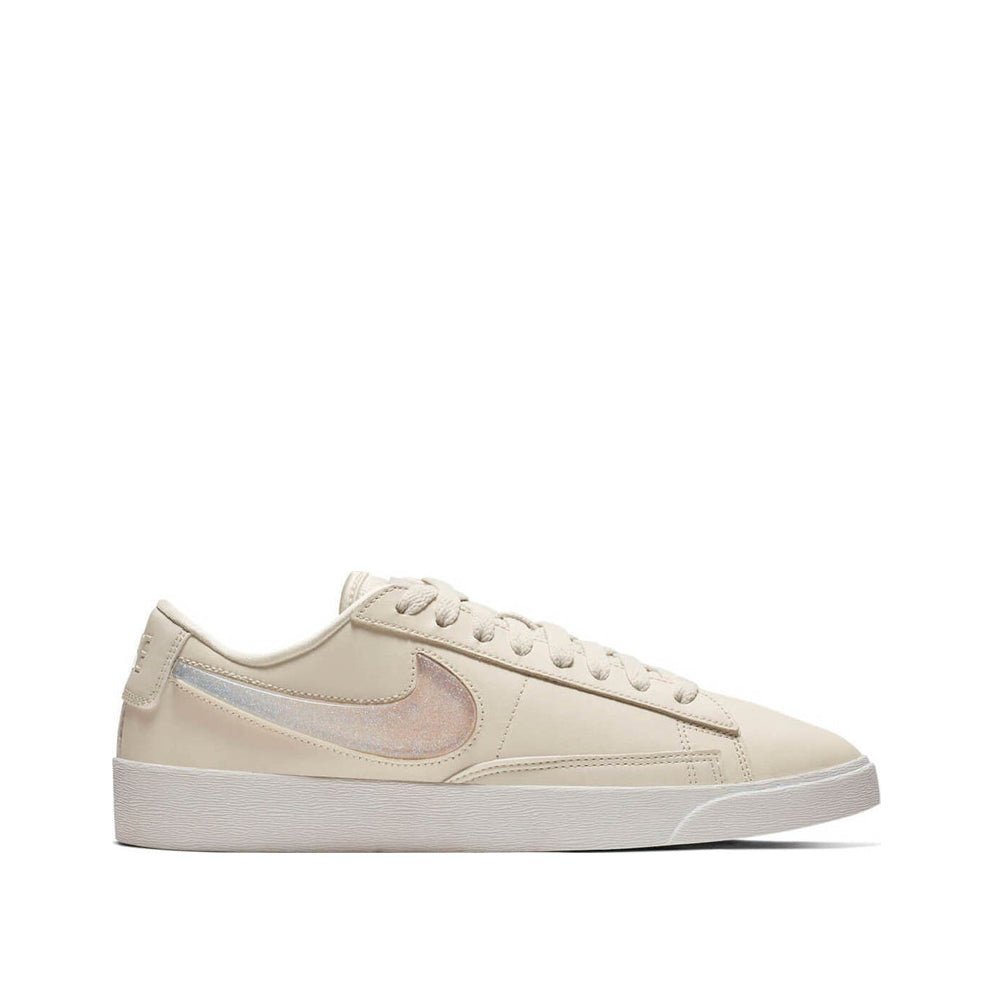 nike blazer low lux premium