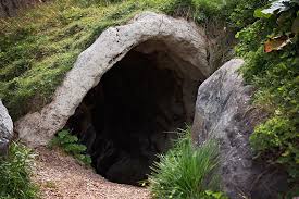Yeti Cave 