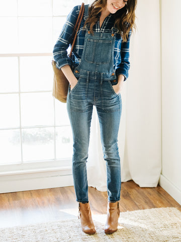 How To Style Overalls: 14 Stylish Ideas To Try - CLEO MADISON