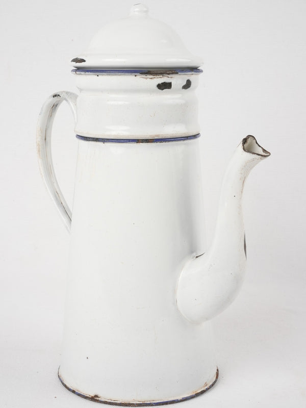 Large antique coffee pot – Loved Homestead