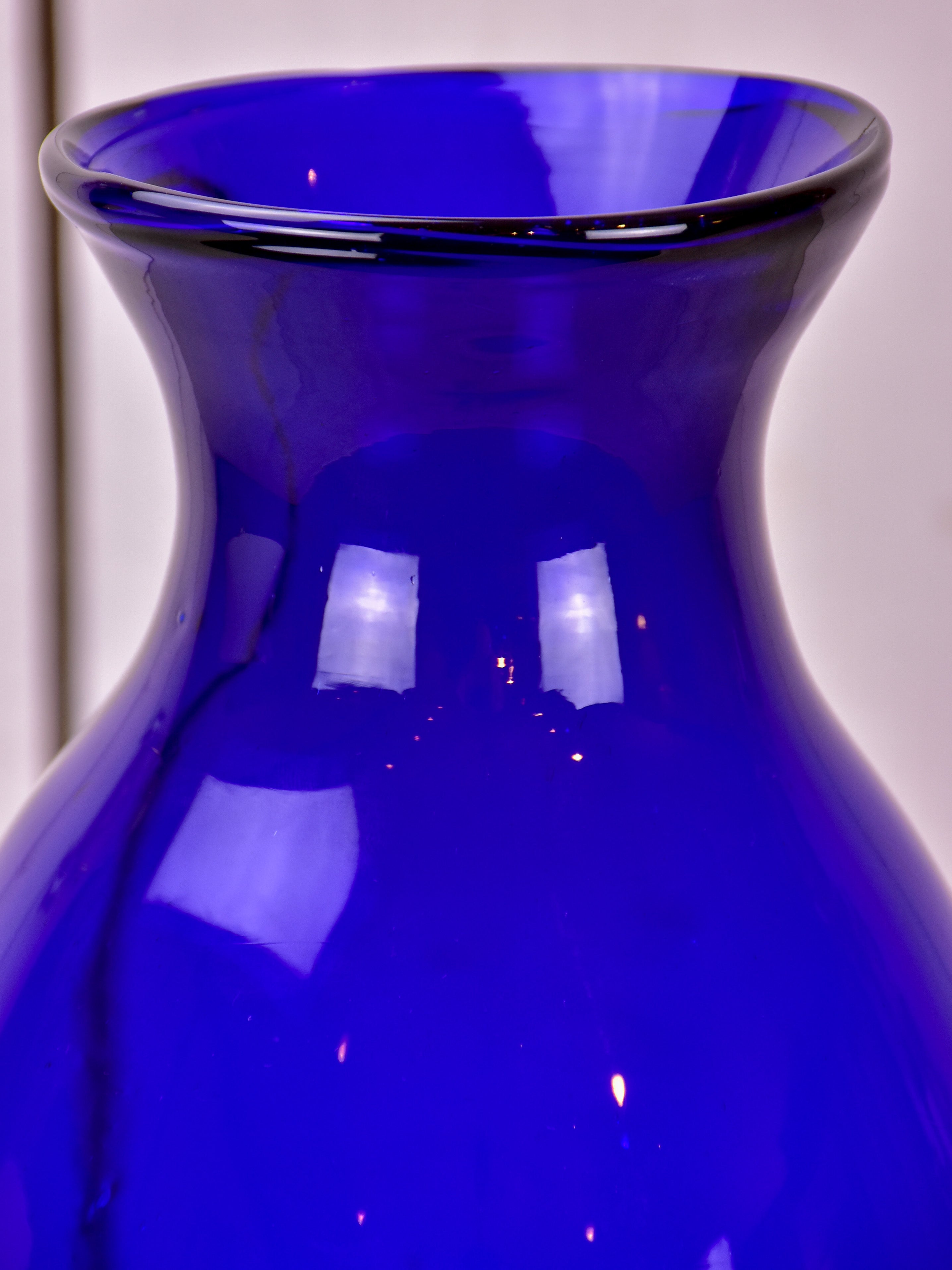Vintage Bohemian Cobalt Blue Glass Vase Chez Pluie