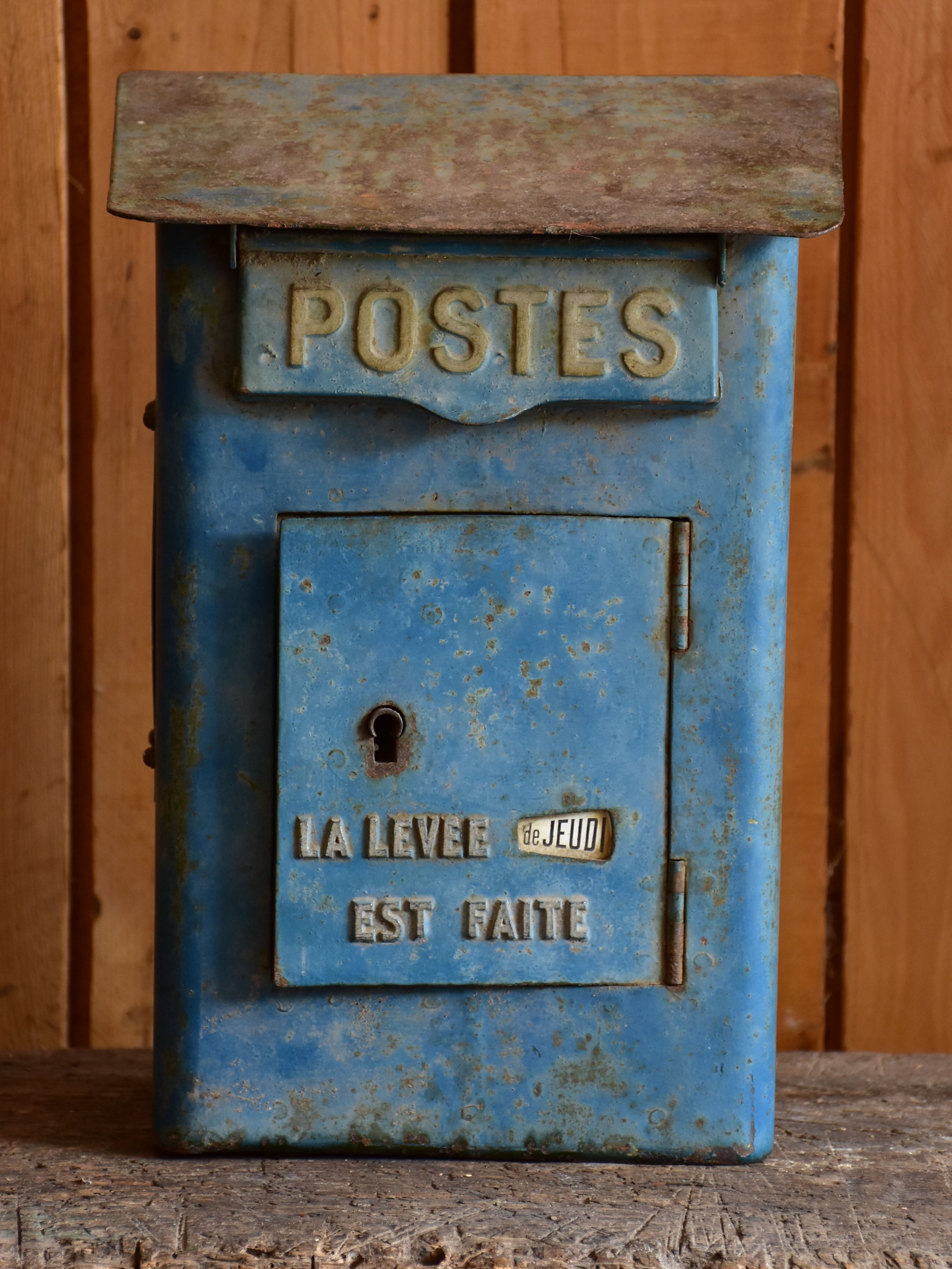 vintage mailbox