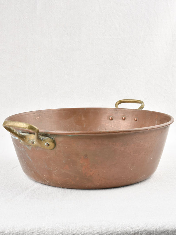 Antique French copper sauce pan.