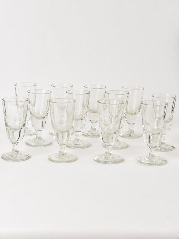 Set of 11 Alsace wine glasses with green stems – Chez Pluie