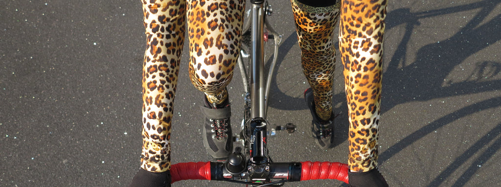 Stay warm like a leopard with these matching arm and leg warmers