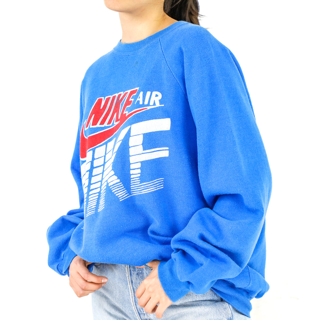 blue vintage nike sweatshirt