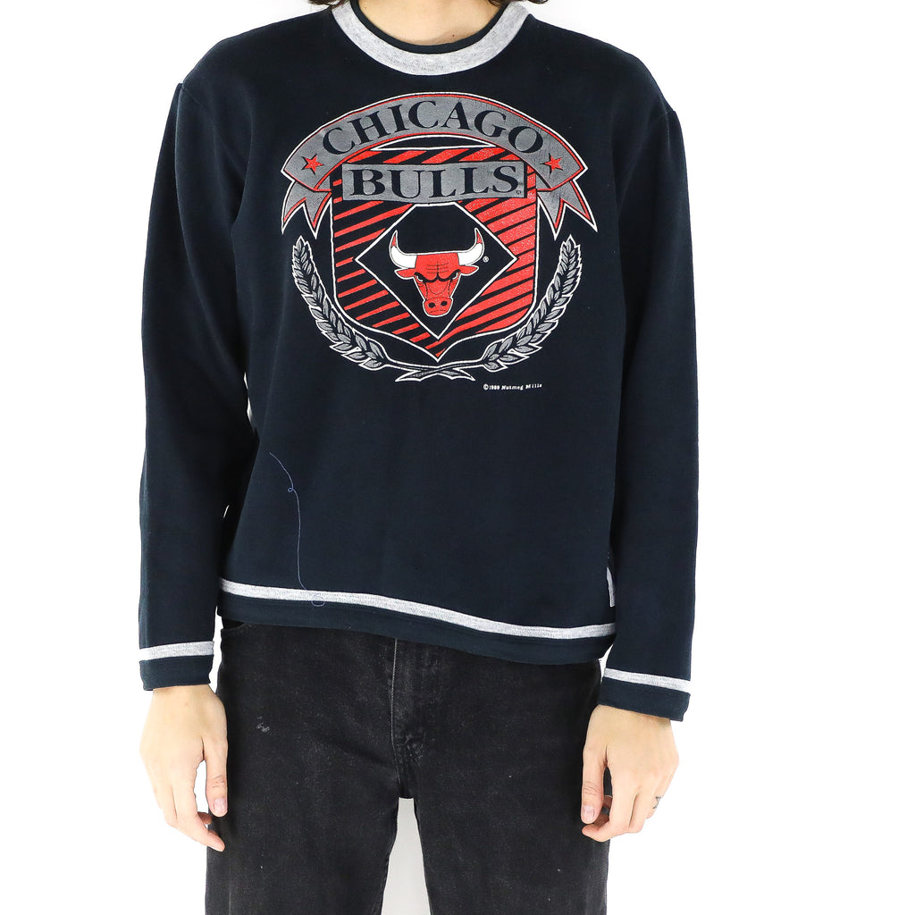 bulls crewneck