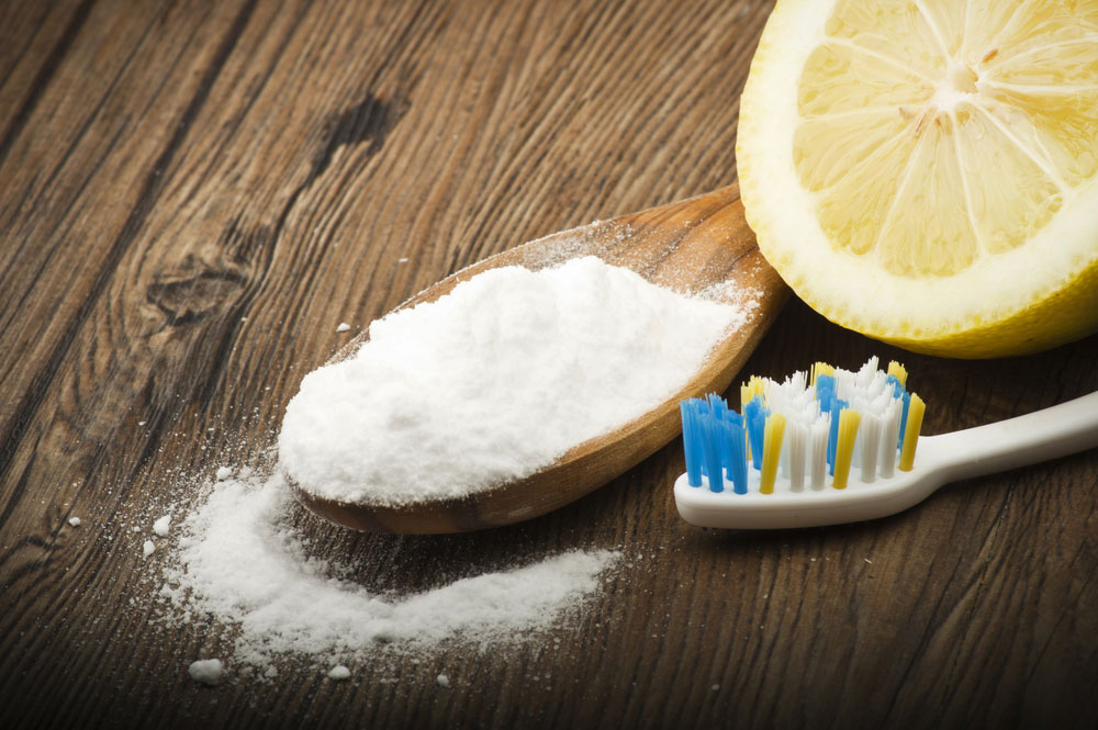 How To Whiten Your Teeth At Home Naturally Toothshower