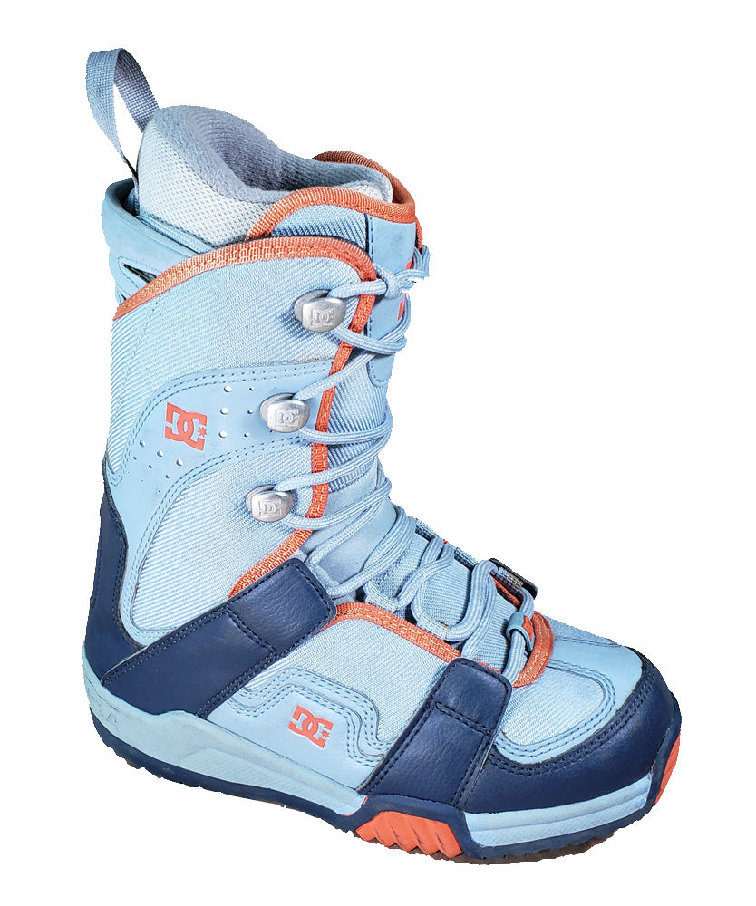 dc womens snowboard boots