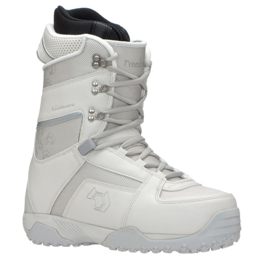 mens white snowboard boots
