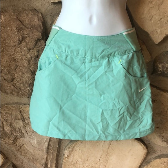 nike tennis skirt small