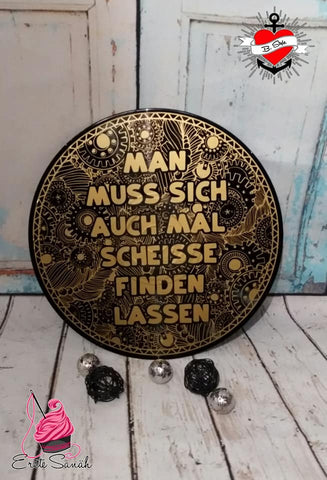 Plotterdatei "Scheiße finden lassen" B.Style - 1 Einzelmotiv SVG, DXF und PNG Man muss sich auch mal Scheisse finden lassen! Bei diesem Motiv können je nach Grösse ein paar Details beim plotten oder entglittern verloren gehen - macht aber im gesamt Bild nichts aus. - Plotten für Erwachsene - Damen/Herren - Plotter - Plottdatei - Plotterei - Plottmotiv - Glückpunkt.