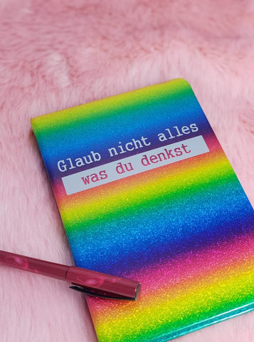 Plotterdatei "Glaub nicht alles was Du denkst" B.Style - 1 Einzelmotiv SVG, DXF und PNG Ich bin im Einklang mit mir selbst... Bei diesem Motiv können je nach Grösse ein paar Details beim plotten oder entglittern verloren gehen - macht aber im gesamt Bild nichts aus. - Plotten für Erwachsene - Damen/Herren - Plotter - Plottdatei - Plotterei - Plottmotiv - Glückpunkt.