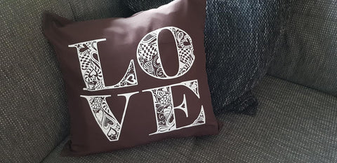 Plotterdatei "Love" B.Style - 1 Einzelmotiv SVG, DXF und PNG - Ein Slogan der zum ein- oder mehrfarbigen plotten geeignet ist - Plotten für Erwachsene - Damen/Herren - Plotter - Plottdatei - Plotterei - Plottmotiv - Valentinstag - Liebeserklärung - Liebesbotschaft - Glückpunkt.