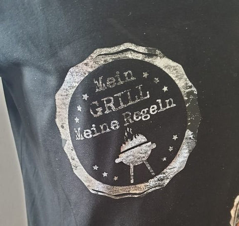 Plotterdatei "Mein Grill - meine Regeln" B.Style - 1 Einzelmotiv SVG, DXF und PNG - Das perfekte Plottmotiv für Grill-Liebhaber - Zitat - Sprichwort - Plotten für Erwachsene - Damen/Herren/Frauen/Männer - Echte Kerle - Griller - Grillen - Geschenk - Plotter - Plottdatei - Plotterei - Plottmotiv - Plott - Glückpunkt.